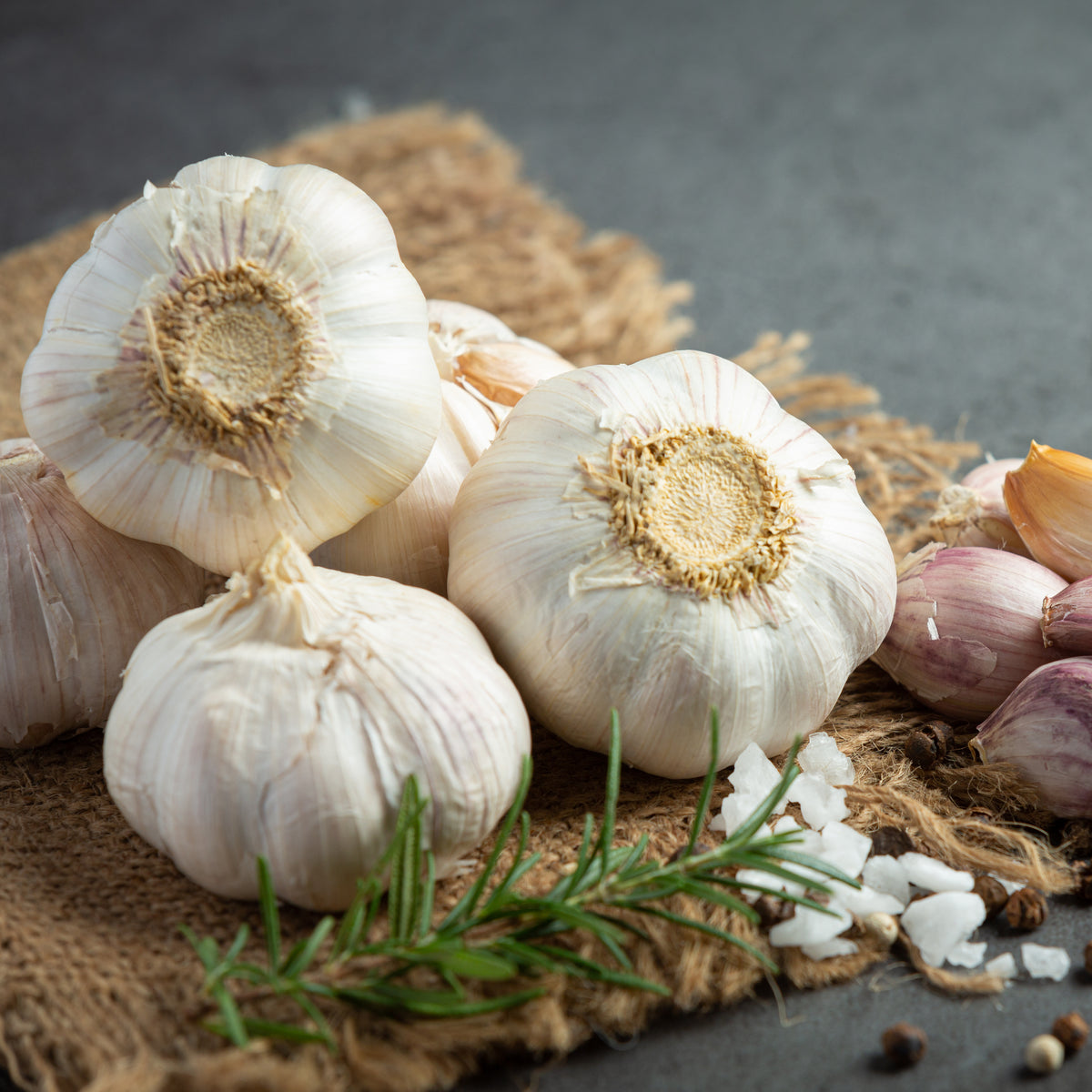Weißer Knoblauch